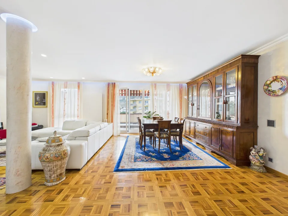 PRESTIGIOSO APPARTAMENTO DI ALTO STANDING - DIVISIBILE IN DUE UNITA' – photo 8 sur 30