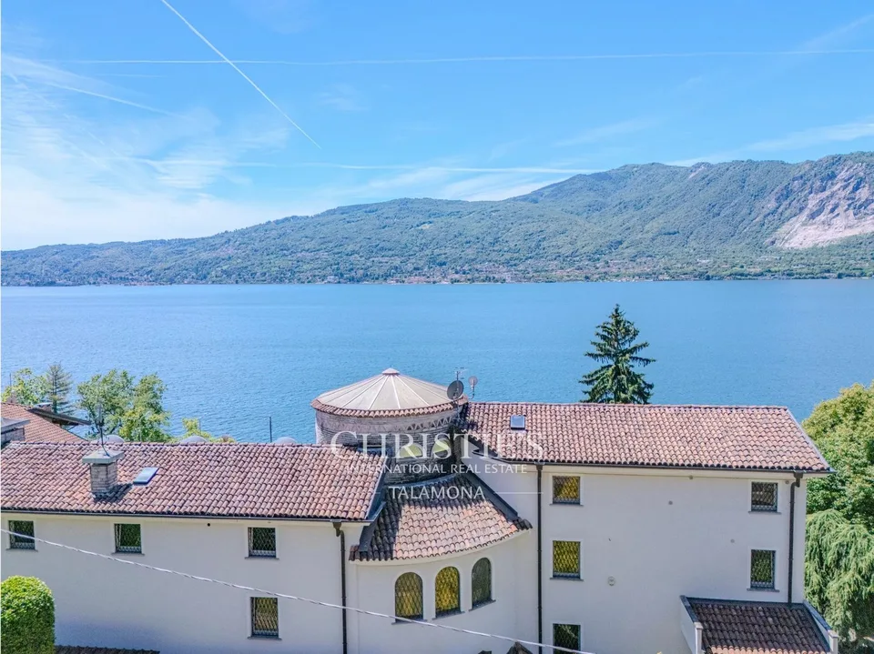 Exklusive Villa am Ufer des Lago Maggiore – Foto 8 von 13