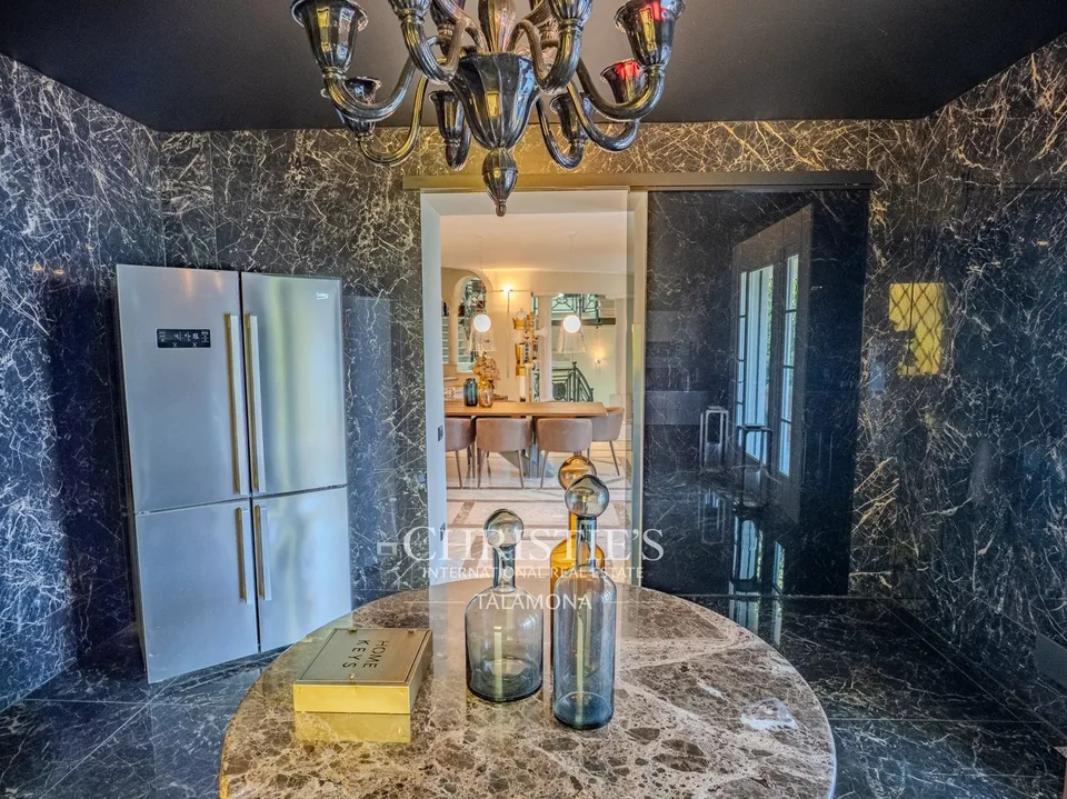 Exklusive Villa am Ufer des Lago Maggiore – Foto 10 von 13