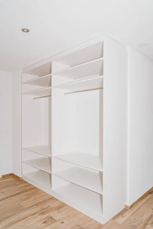 Moderne 4.5-Zimmer-Wohnung mit Landschaftsblick in Grossdietwil – Foto 18 von 24