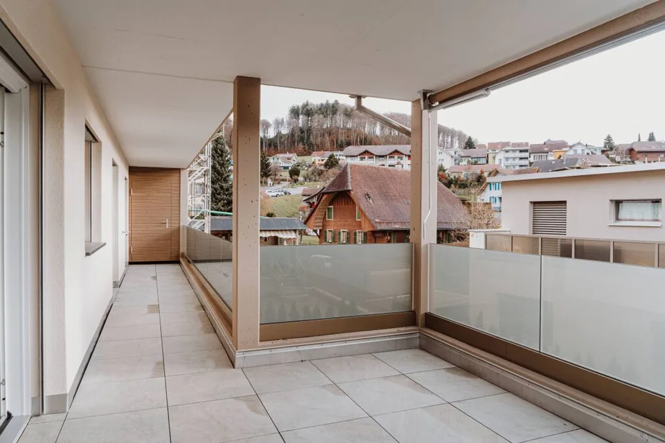 Moderne 4.5-Zimmer-Wohnung mit Landschaftsblick in Grossdietwil