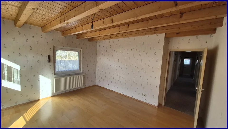 Stühlingen/Bettmaringen - helle 4 Zim. Wohnung 135 m² mit Ausbaupotenz – Foto 9 von 13