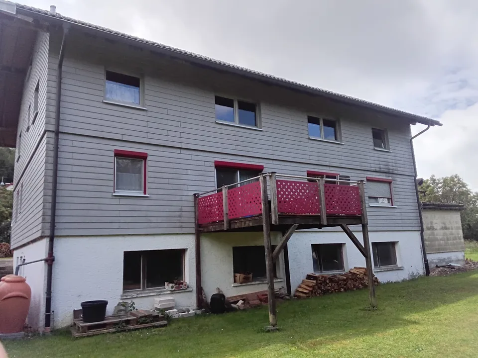 Stühlingen/Bettmaringen - appartement de 4 pièces lumineux 135 m² avec potentiel de développement