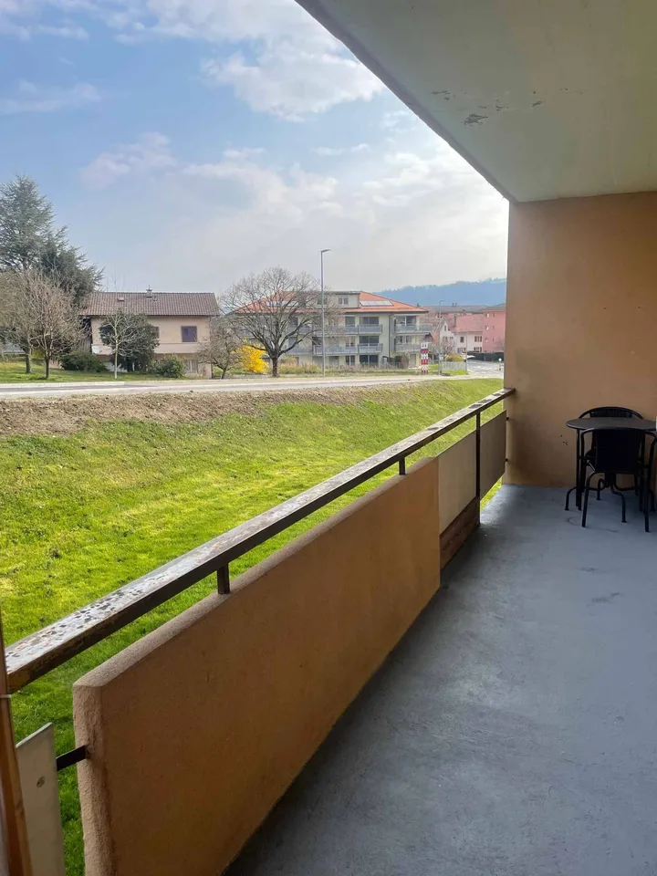 Immobile residenziale con rendita a Moudon