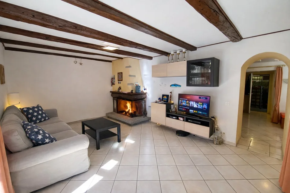Maison de campagne exclusive avec 2 500 m² de terrain à Maggia – photo 9 sur 29