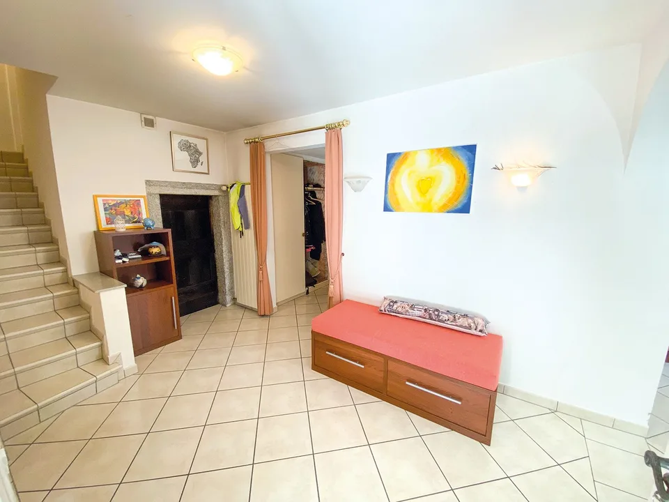 Maison de campagne exclusive avec 2 500 m² de terrain à Maggia – photo 6 sur 29
