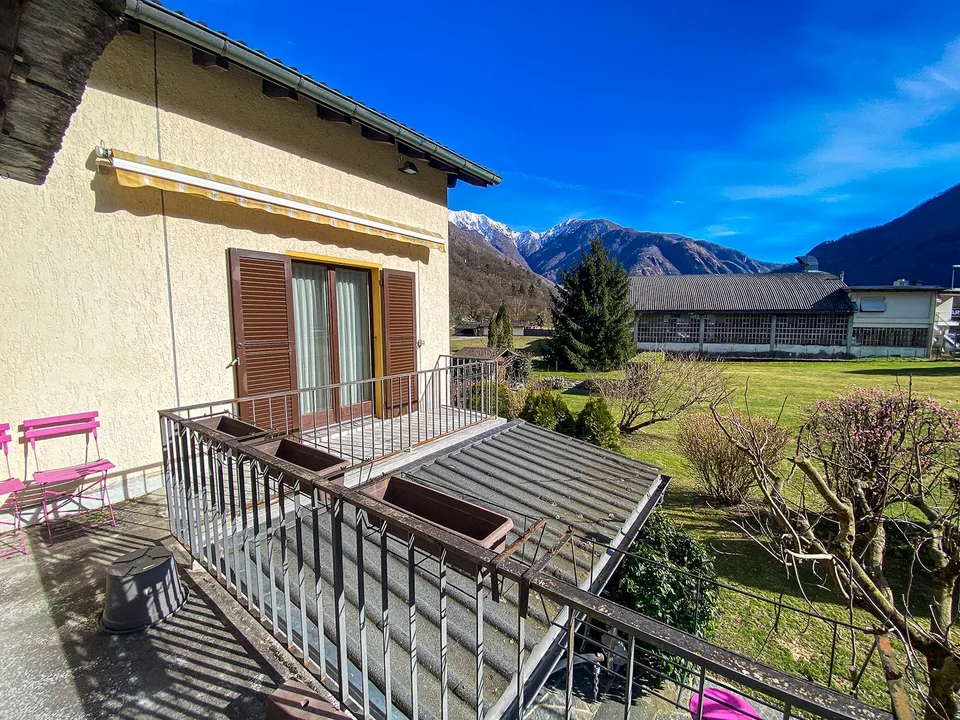 Maison de campagne exclusive avec 2 500 m² de terrain à Maggia – photo 13 sur 29