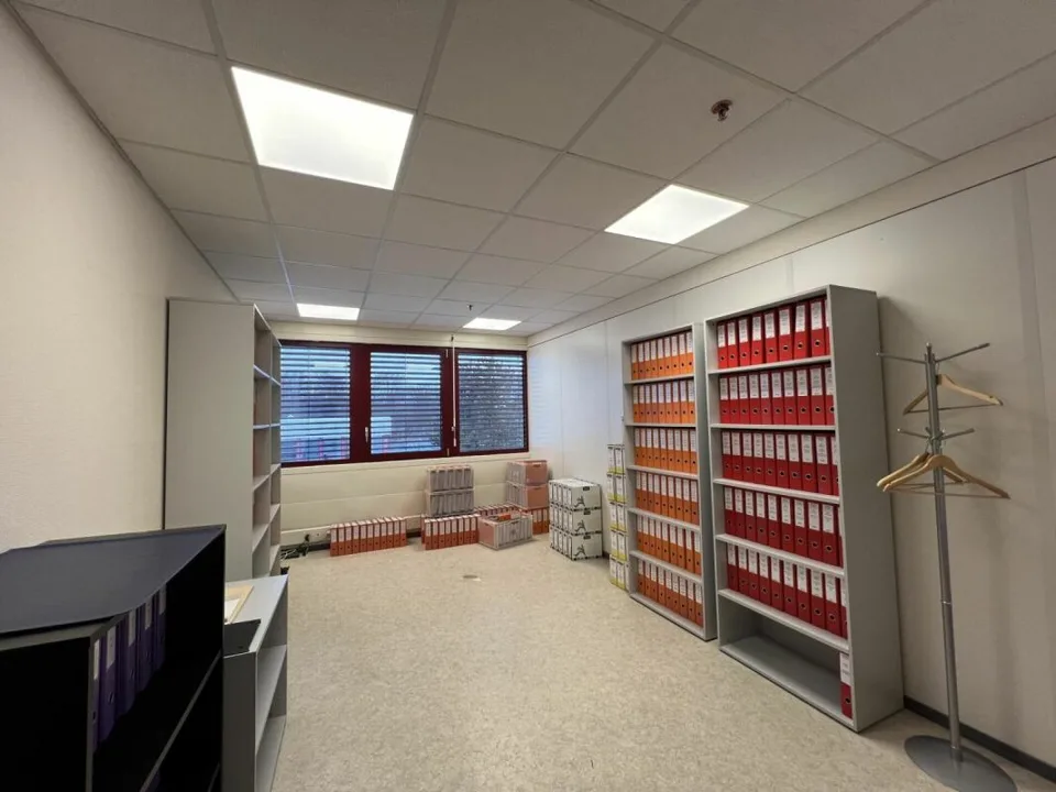 Rendita lorda prevista dell'8,69 % - Uffici/commerciale di 652 m² – foto 13 di 13