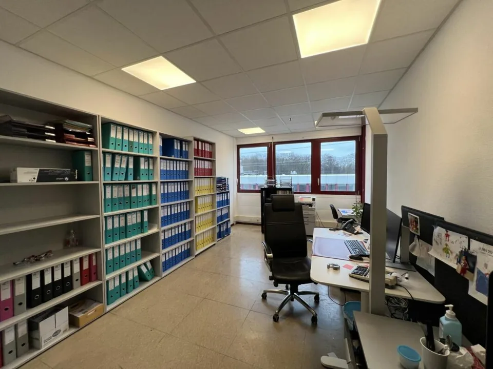 Rendita lorda prevista dell'8,69 % - Uffici/commerciale di 652 m² – foto 12 di 13