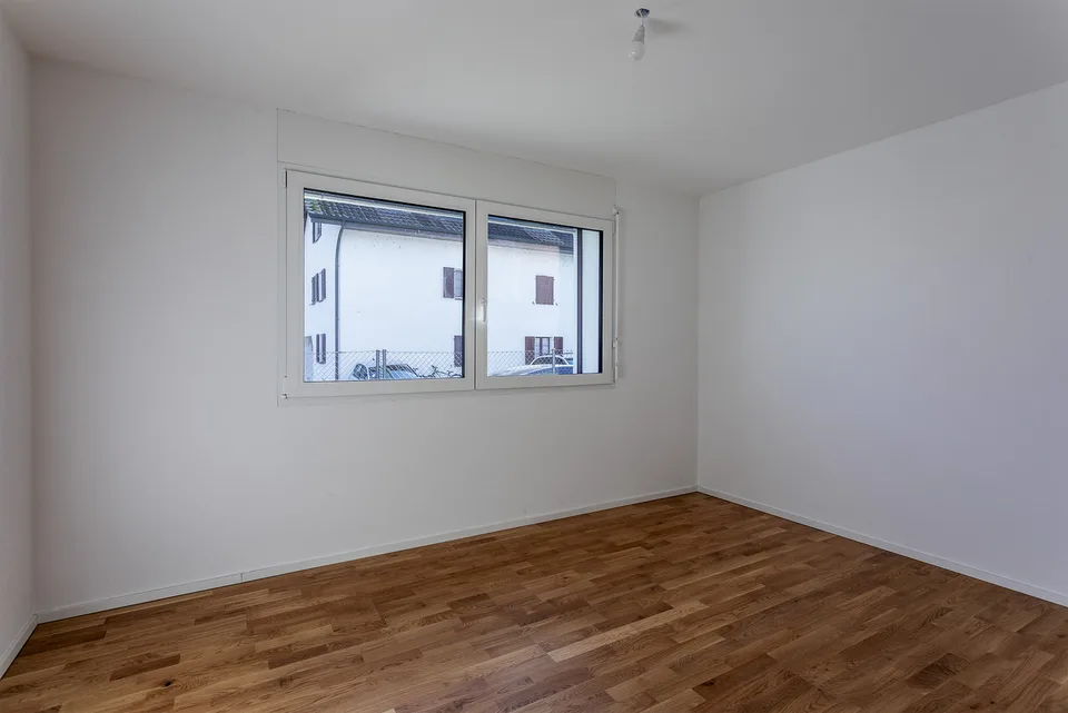 4.5P AU REZ AVEC PARKING SOUTERRAIN  LOT 2