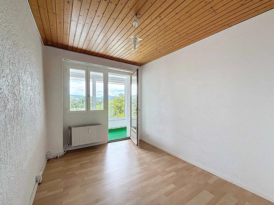 Dreieinhalb-Zimmer-Triplex mit Terrassen und eigenem Studio
