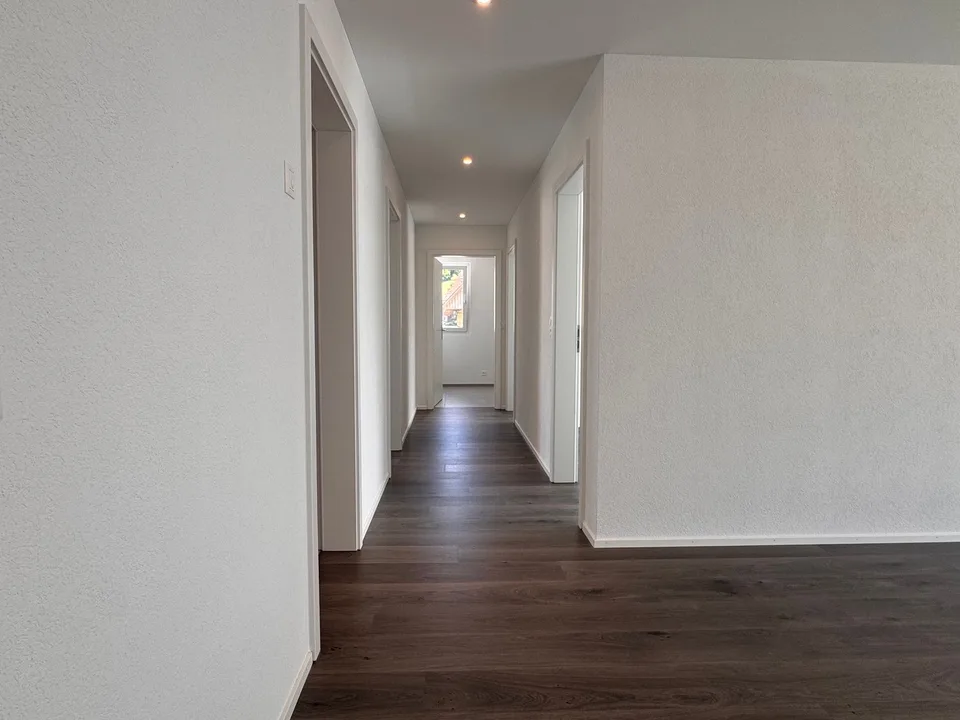 "4.5 Zimmer Wohnung, Raum für das, was zählt !" – Foto 8 von 19