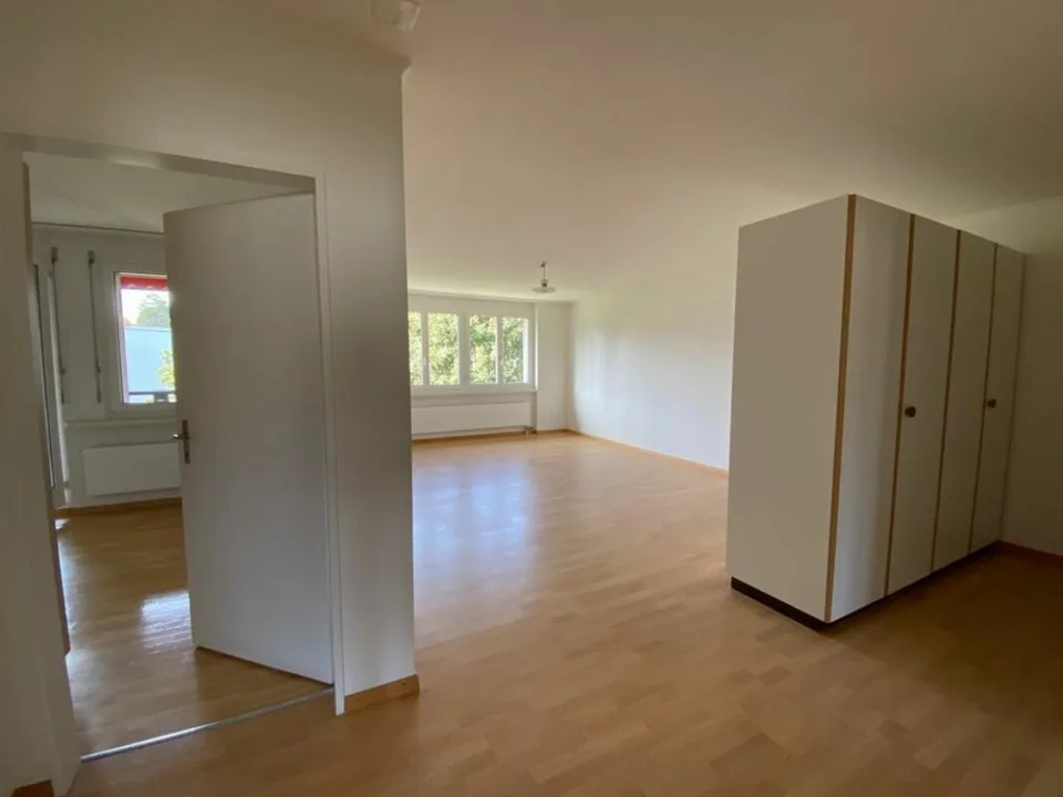 Appartement attractif de 3,5 pièces dans un emplacement très bien desservi à Baden-Dättwil!