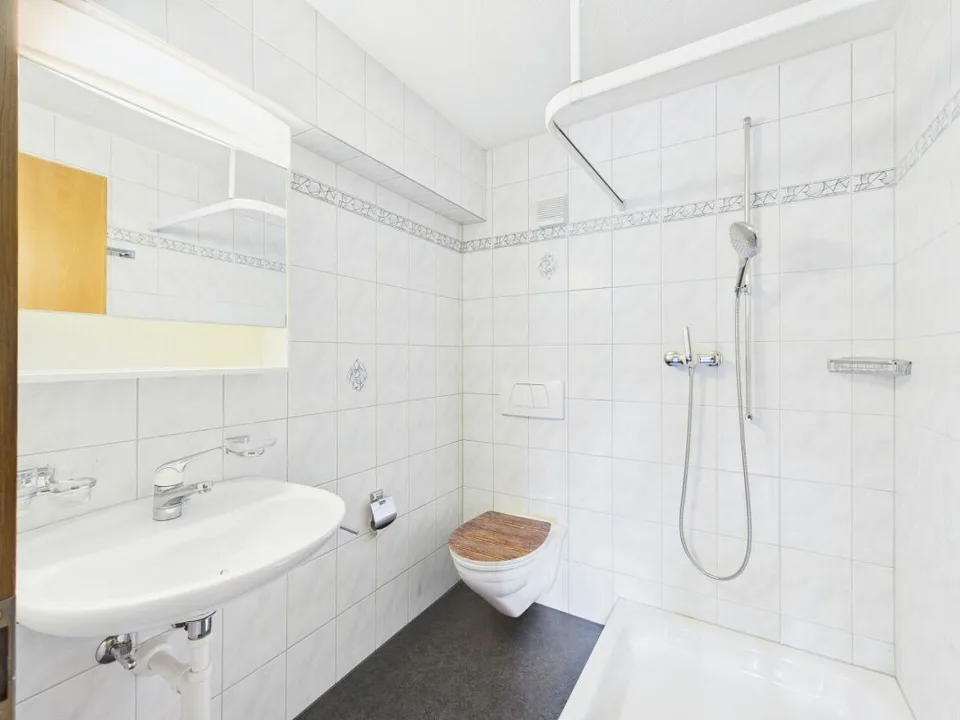 Traumhafte See- und Bergsicht – Foto 16 von 16