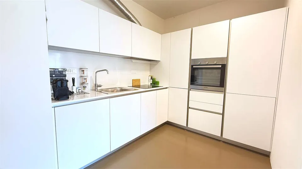 Moderno 4,5 con grande terrazzo