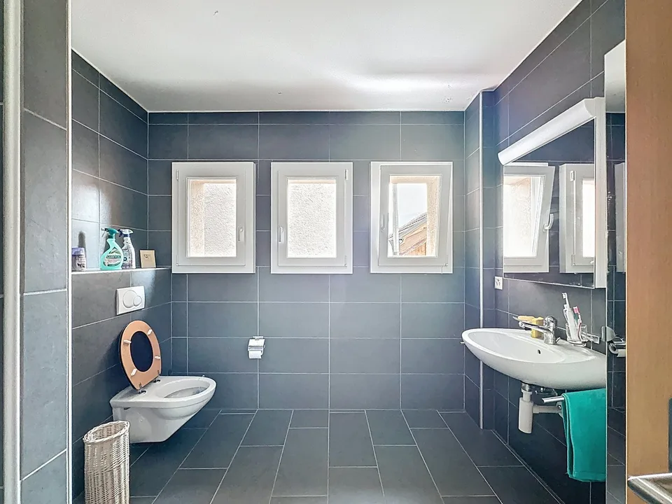 Grande casa familiare con appartamento indipendente e garage – Miège – foto 17 di 22