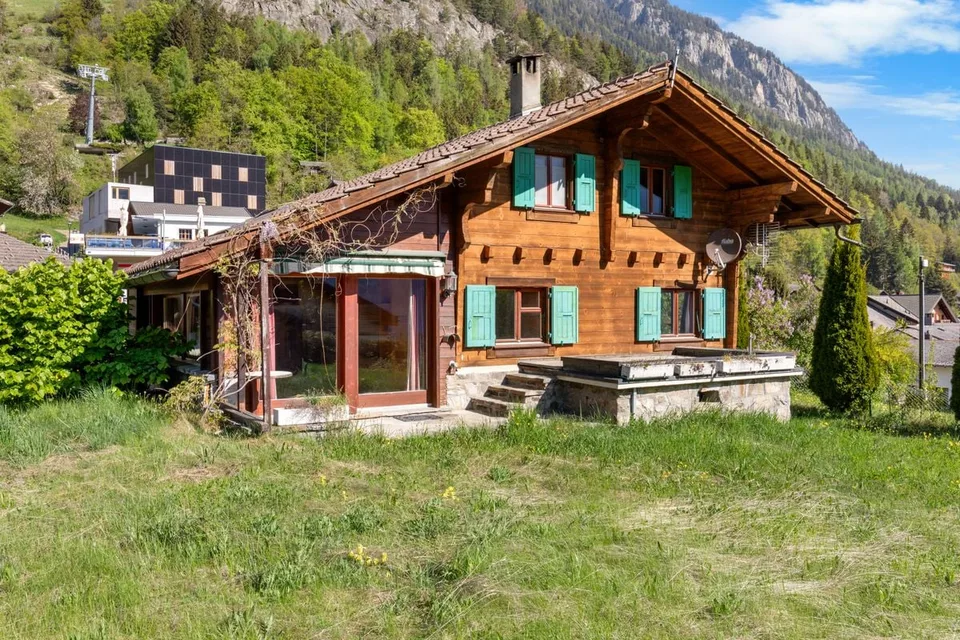Chalet nel cuore di Les Marécottes, nelle immediate vicinanze della stazione con ampio terreno
