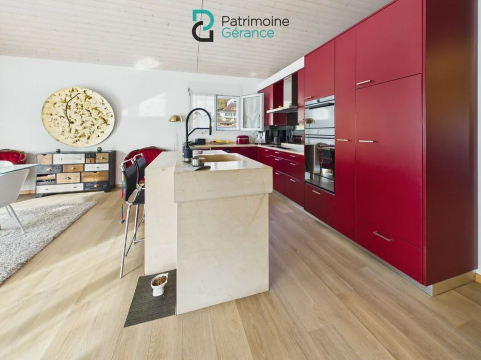 Familienvilla mit zwei Wohnungen – Foto 8 von 17