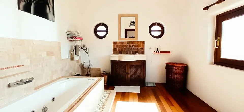 Casa di campagna di 10 stanze in una posizione incantevole – foto 9 di 27