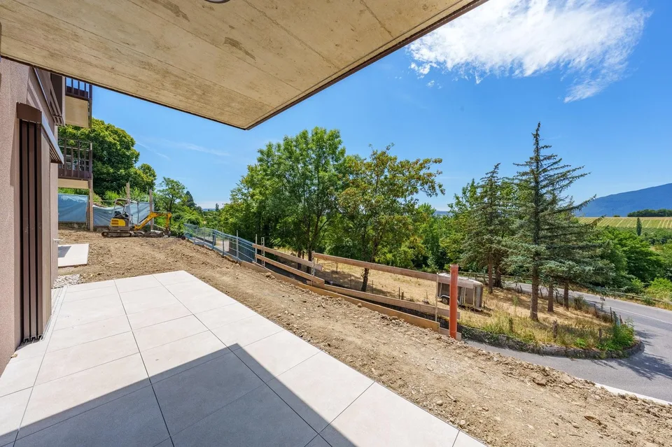4 PIèces rez-de-jardin vue magnifique ( Rez inférieur) - Lot 2.01