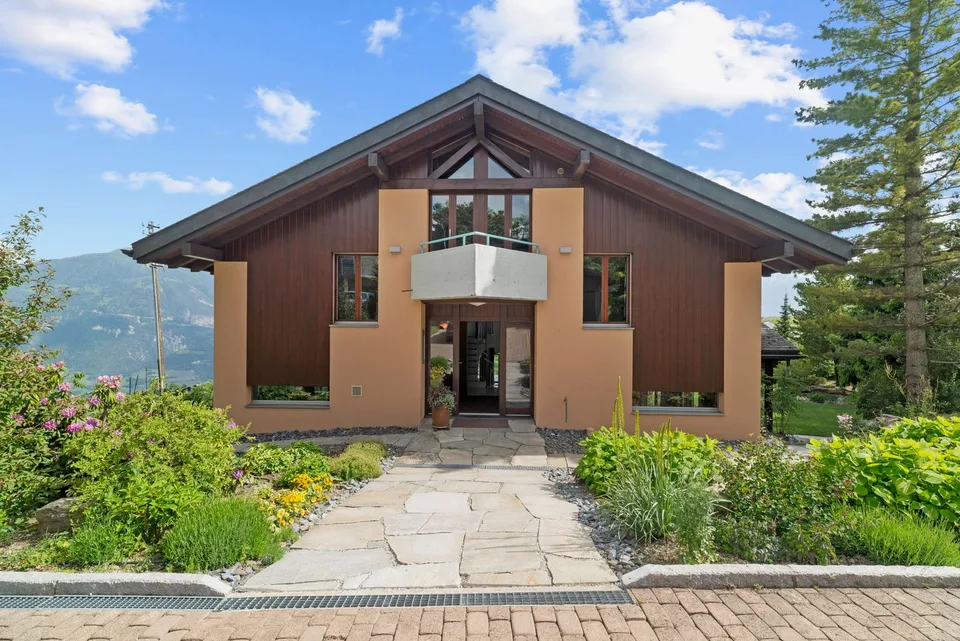 Luxus-Chalet mit Panoramablick in Lens – Foto 24 von 30