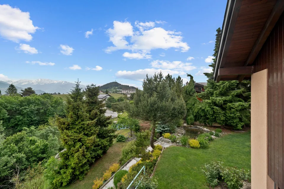 Luxus-Chalet mit Panoramablick in Lens – Foto 17 von 30