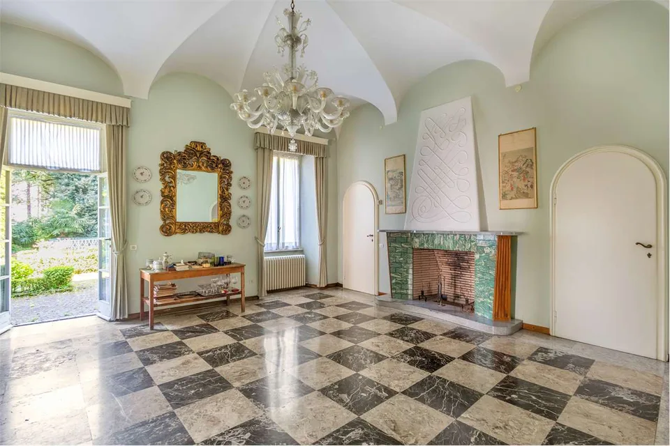 Villa mit Blick auf den Comer See