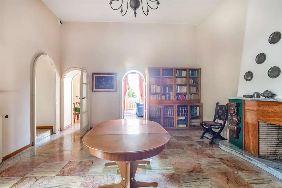 VILLA CON VISTA LAGO DI COMO – foto 10 di 13