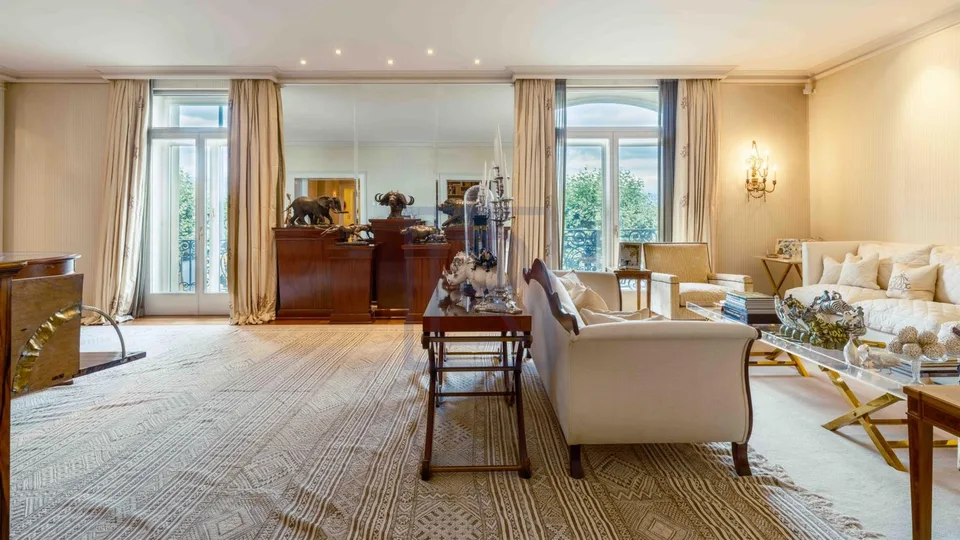 Appartement vue lac de 252m2