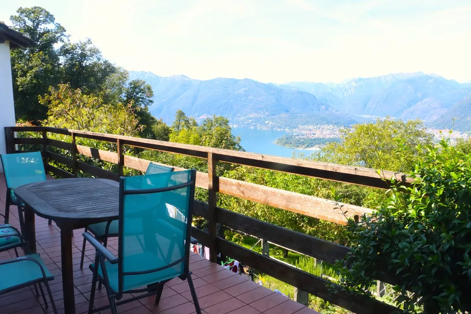 Vivre presque au paradis à Monti di Fosano Belle maison, presque au paradis