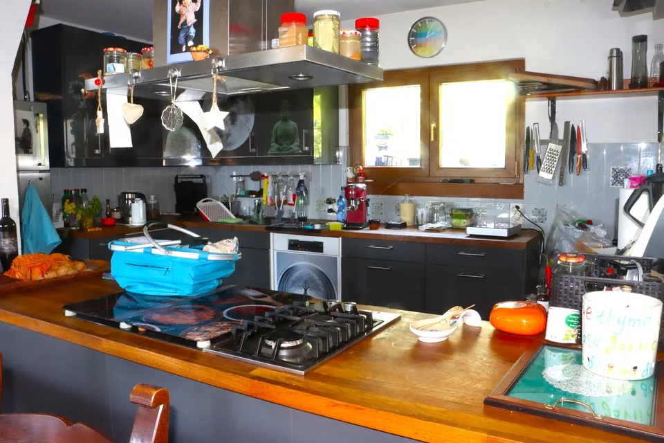 Vivre presque au paradis à Monti di Fosano Belle maison, presque au paradis