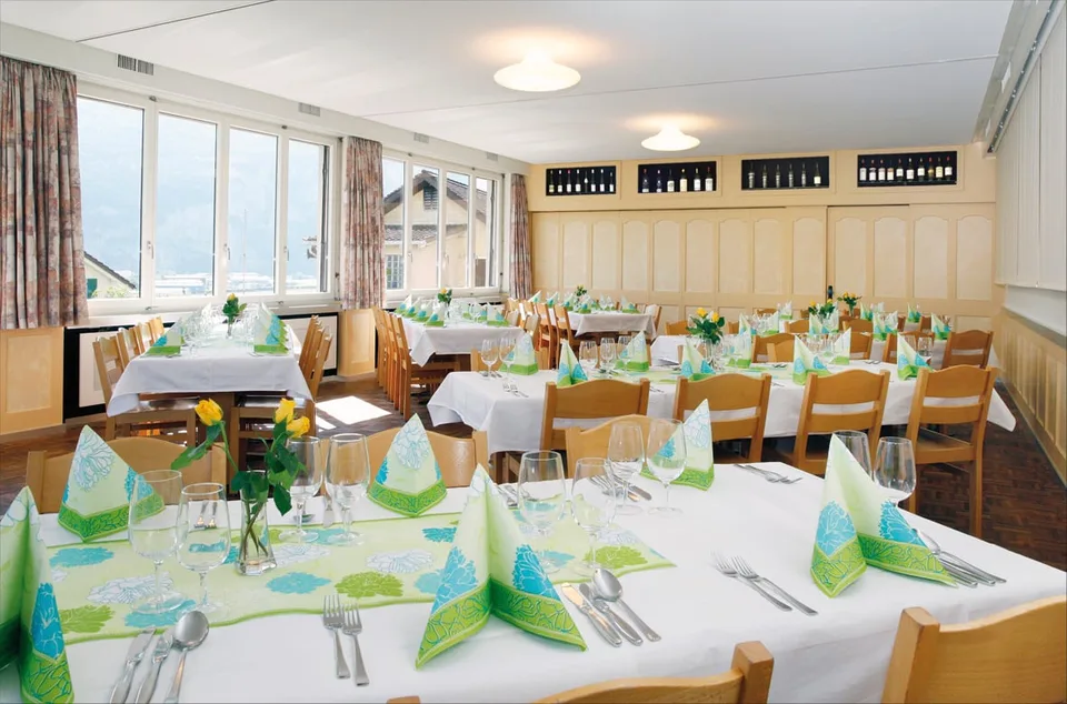 Hôtel réputé dans le canton d'Uri à vendre : Hôtel et Restaurant Krone Attinghausen !
