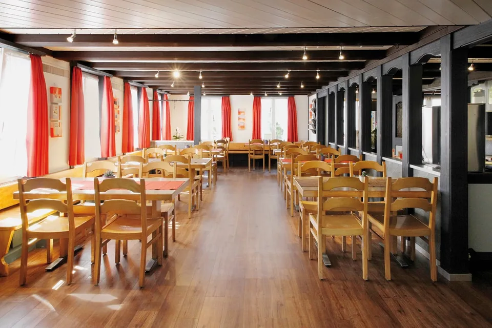 Hôtel réputé dans le canton d'Uri à vendre : Hôtel et Restaurant Krone Attinghausen !