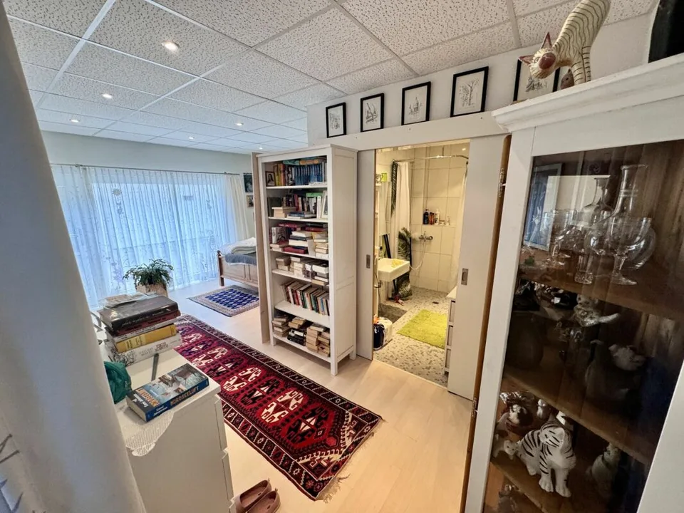 Platz für Familie, Tiere und Visionen! Vielseitiges Mehrfamilienhaus in Weiach