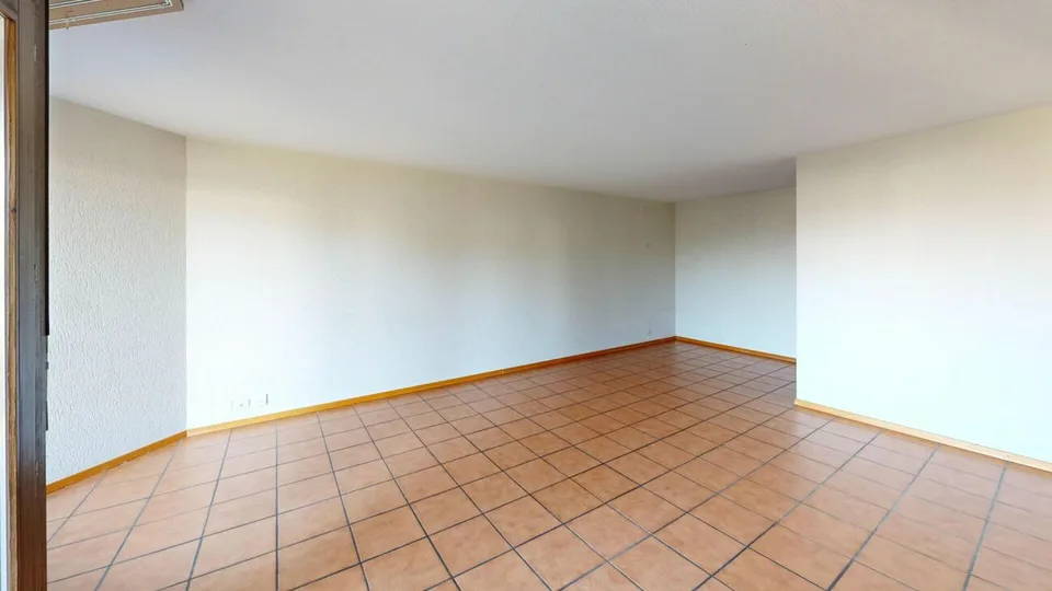CHARMANTE 3.5-ZIMMER-MAISONETTE-WOHNUNG - Inklusive Tiefgaragenplatz