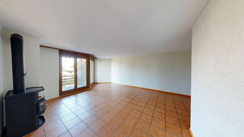 CHARMANTE 3.5-ZIMMER-MAISONETTE-WOHNUNG - Inklusive Tiefgaragenplatz
