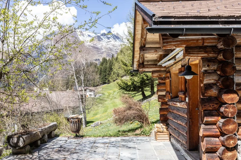 Vivere con stile: ritiro alpino con vista mozzafiato – foto 11 di 13