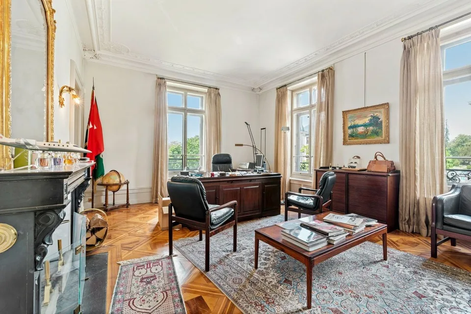 Exceptional private hotel in the heart of the city