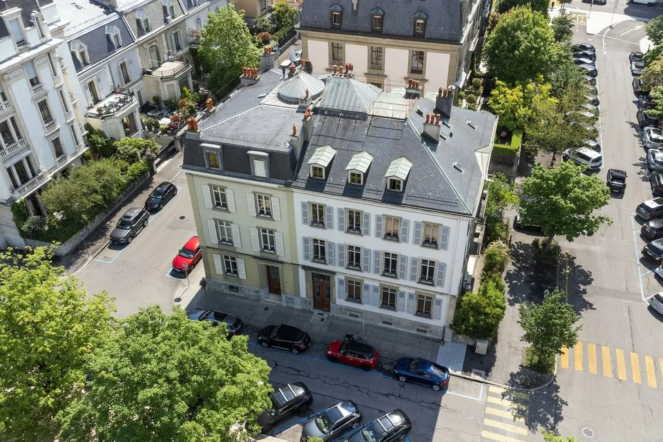 Exceptional private hotel in the heart of the city