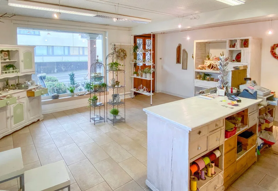Investimento immobiliare con potenziale - abitazione e commercio perfettamente uniti – foto 8 di 13
