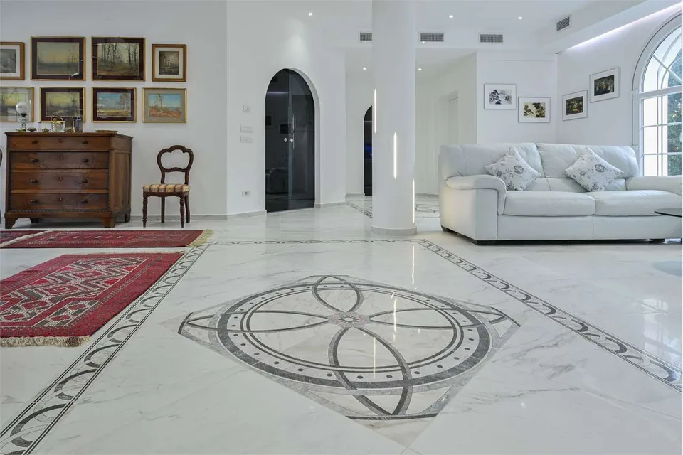 VILLA A4 SUR LES COLLINES D'ARONA