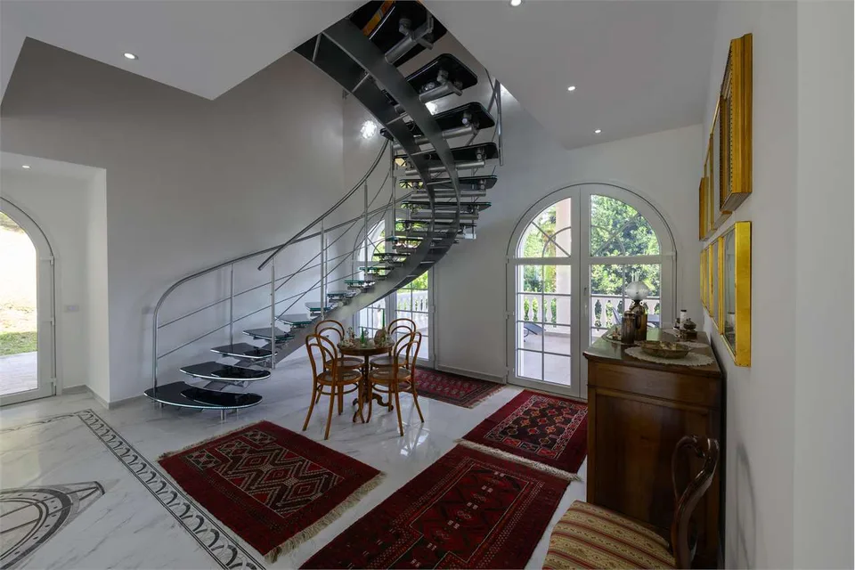 VILLA A4 SUR LES COLLINES D'ARONA