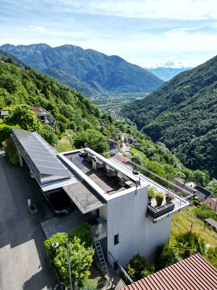 Mehrfamilienhaus mit grossem Potenzial und Bauland inklusive