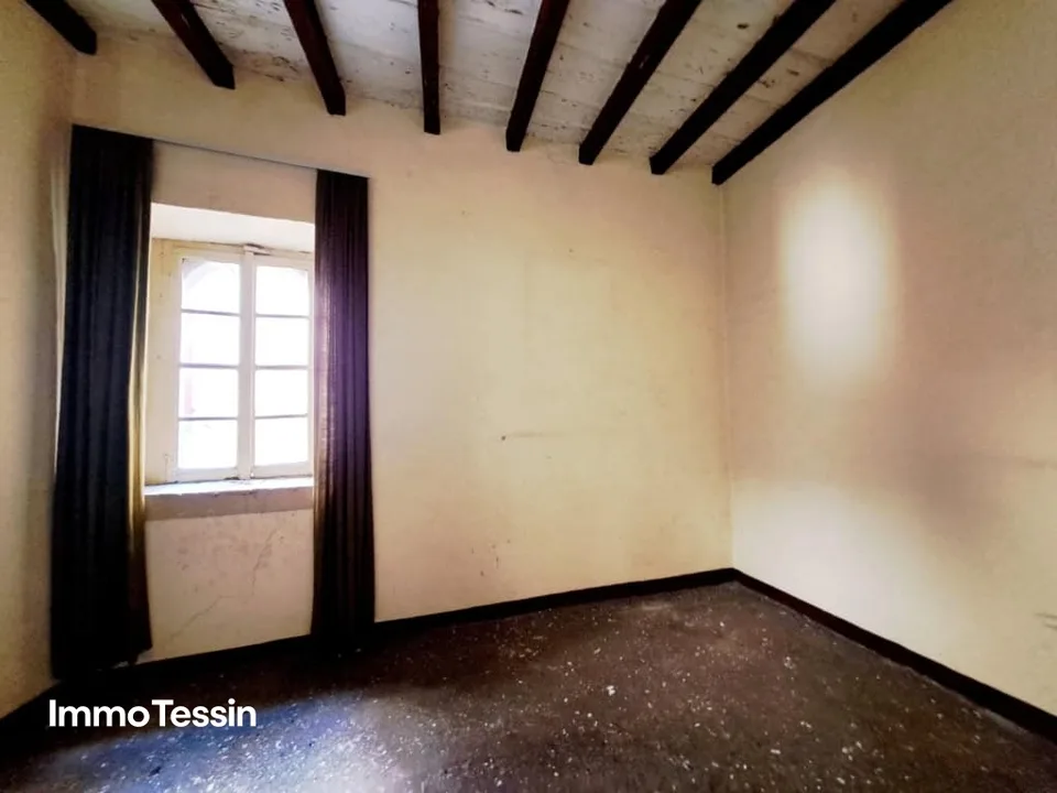EINMALIG: Renovierungsobjekt an der berühmten Promenade von Morcote im historischen Zentrum – Foto 8 von 13