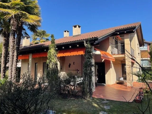 Villa unifamiliare di charme a Serocca d'Agno