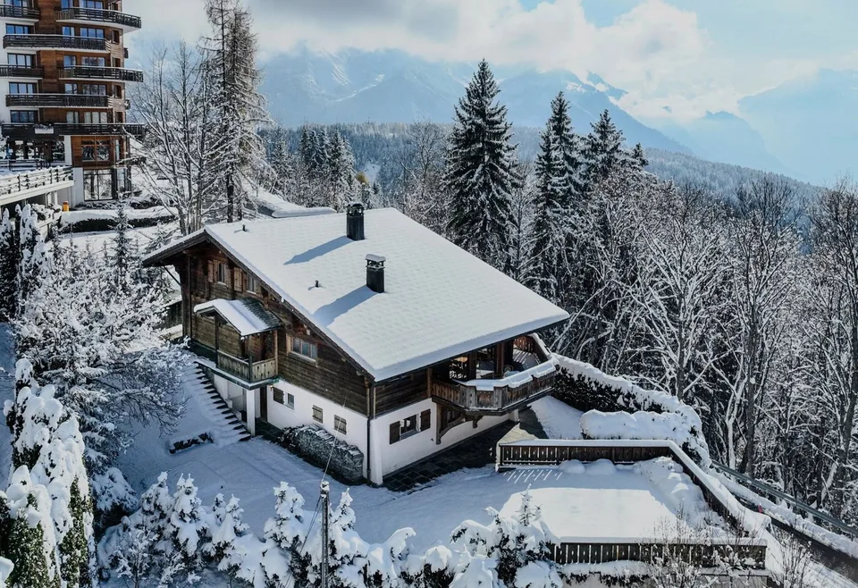 25 39 Chalet ideal in einem Alpenstil mit allen Komforts