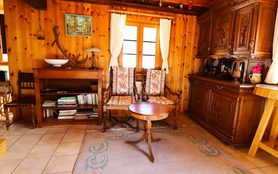 Chalet mit separatem Studio und schöner Aussicht