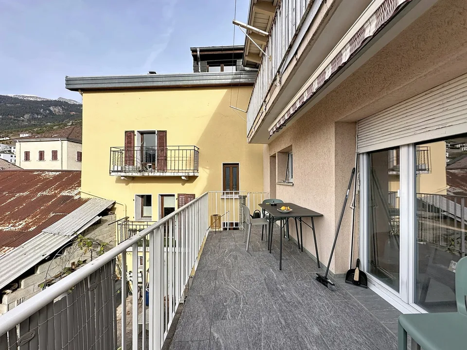 Großes Familien-Duplex von 170 m² in einer kleinen PPE mit 2 Wohnungen – Miège