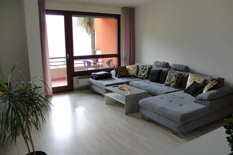 Lugano : Appartement 3.5 pièces lumineux avec vue sur le lac et la ville de Lugano