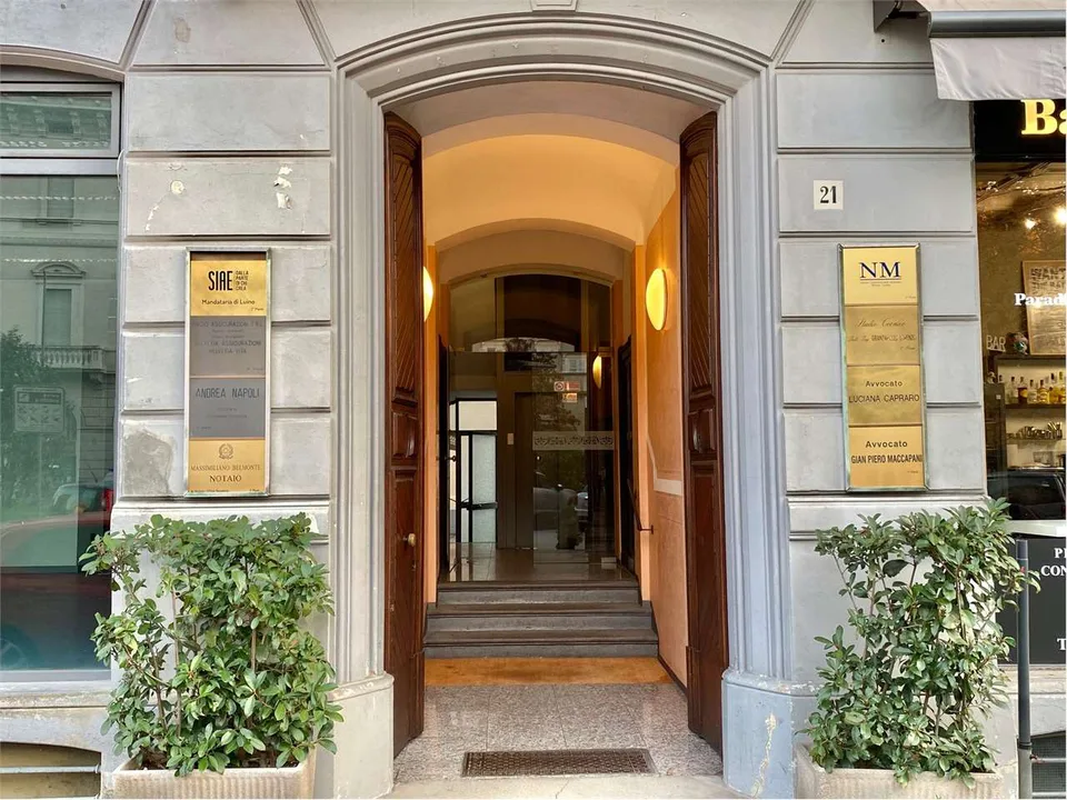 Appartement spacieux dans un bâtiment historique au centre de Luino
